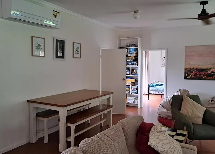 Eucalyptus Escape - Privacy In The Hinterland